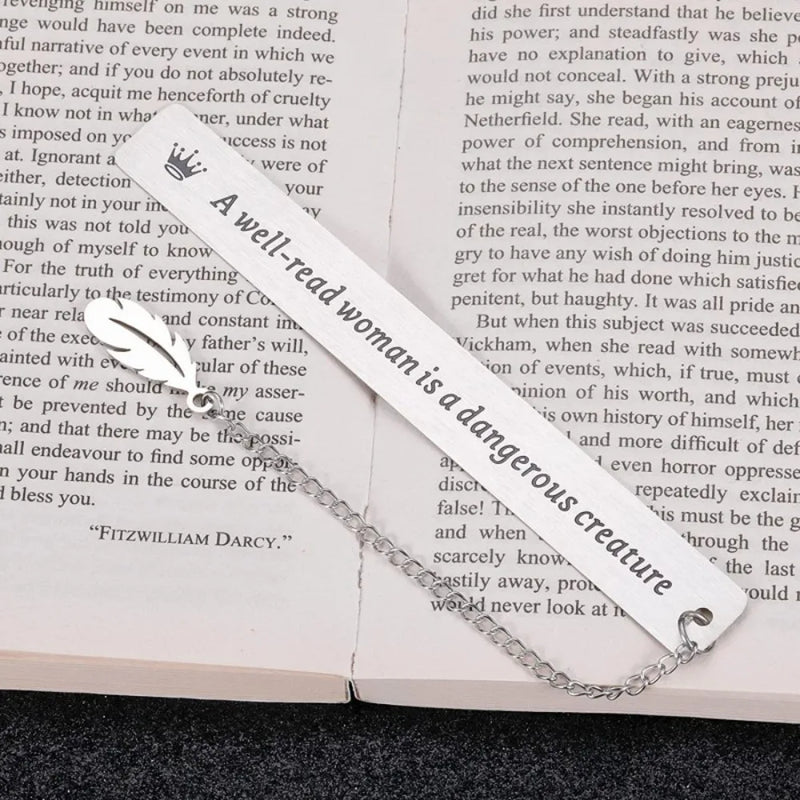 Stationery Retro Bookmark a Well-read Woman Book Label Metal Bookmark Inspirational Leaf Pendant Page Mark Reading Accessories