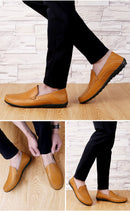 Echtes Leder Herren Freizeitschuhe Luxusmarke 2020 Sommer Herren Loafer Mokassins Atmungsaktive Slipper Slipper Fahrschuhe Übergröße 37-47