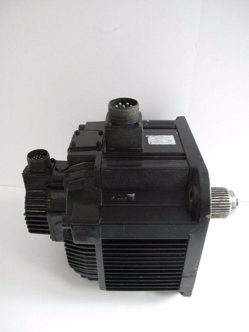 YASKAWA SGMD-40AWA-YR12 SERVO MOTOR