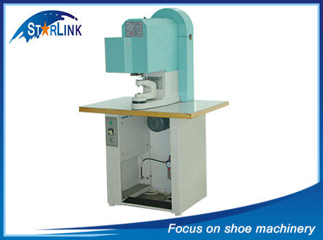 AUTOMATIC FASTENER RIVETING machine (for shoelace hook)