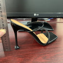 Sandalias con estampado de serpiente para mujer