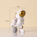 Nordic Modern Astronaut Miniature Figurines Resin Craft Home Fairy Garden Desk Decoration Furnishing Articles Room Accessories