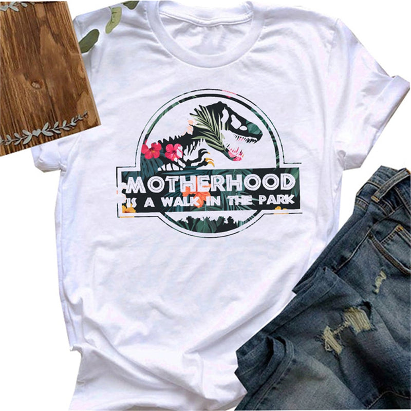 La maternidad es un paseo por el parque, camiseta con estampado de letras Harajuku para mujer, bonita camiseta gráfica con cabeza de dinosaurio, camiseta Vintage para mujer