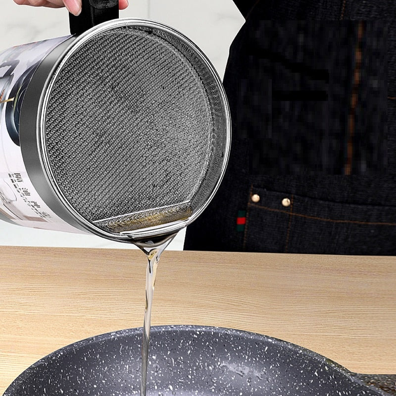 Oil Can Stainless Steel Filter Screen Kitchen Oil Storage Filter Artifact Household  With Lid Lard  Residue Oil Storage Tank