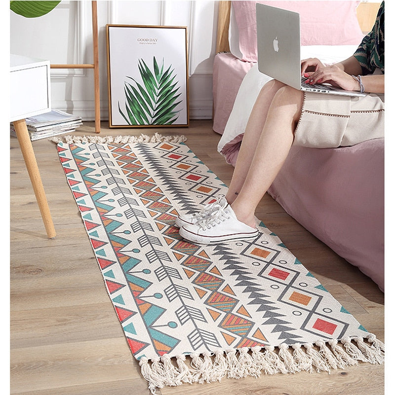 Luxury Bohemia Ethnic Style Cotton Linen Soft Carpet Handmade Tassel Rug Living Room Bedside Floor Mat Pad Home Boho Decoration