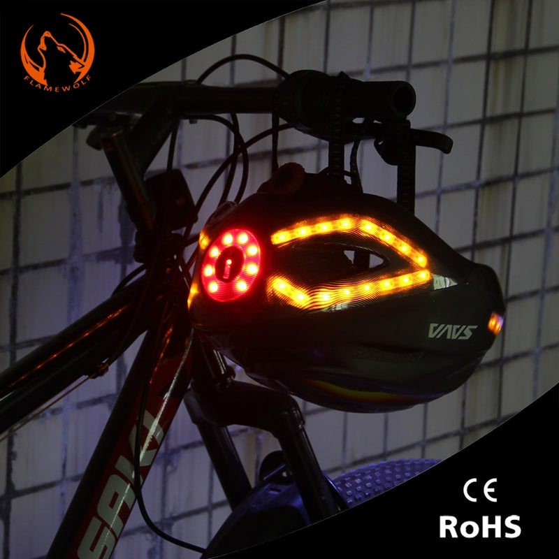 Fahrradhelm LED-Blinkerstrumpfhose Wiederaufladbarer Intergrally-geformter Fahrradhelm Mountain Road Fahrradhelm Sportsicherheitshut
