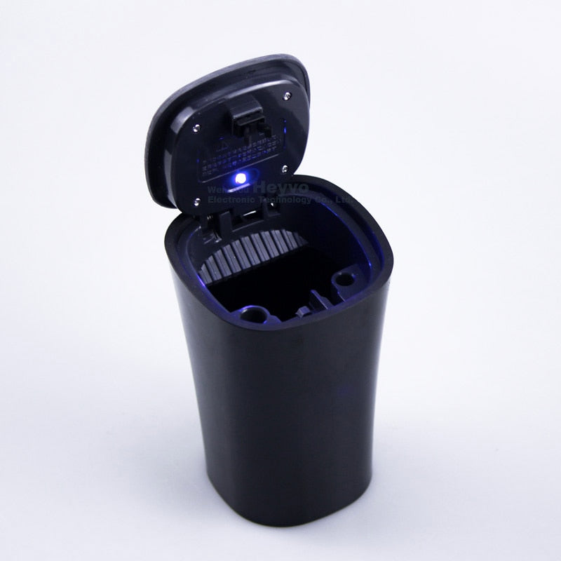 Cenicero portátil para coche con luz LED azul, energía Solar automática, taza para humo de cigarrillo, cenicero para accesorios de coche