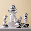 Nordic Modern Astronaut Miniature Figurines Resin Craft Home Fairy Garden Desk Decoration Furnishing Articles Room Accessories