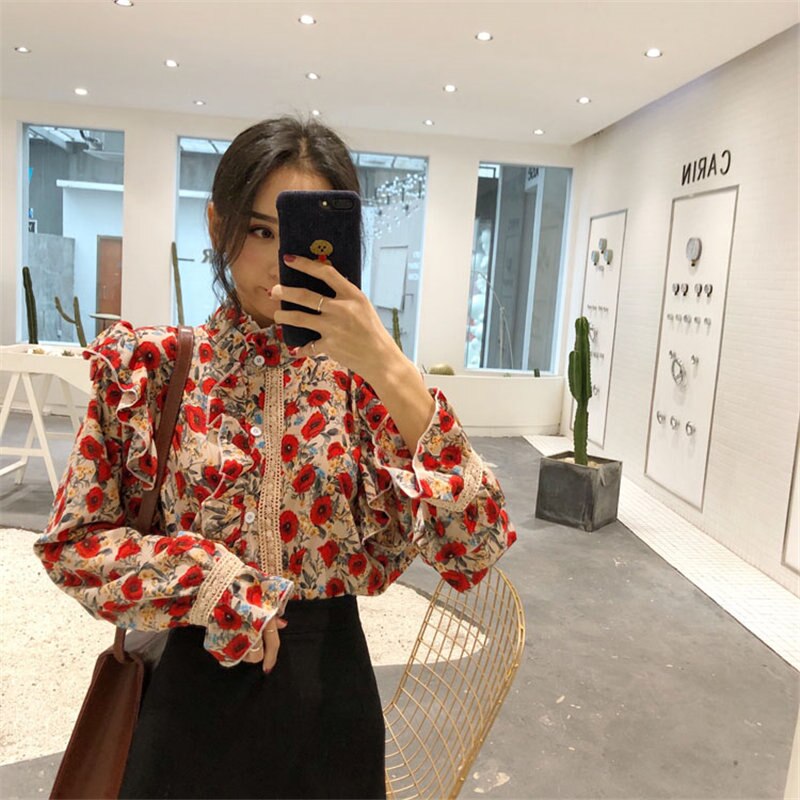 Alien Kitty Pleated Florals Stand Feminine Hollow Out Chic 2020 All-Match Sweet Flare Sleeves Women Loose Office Lady Blouses