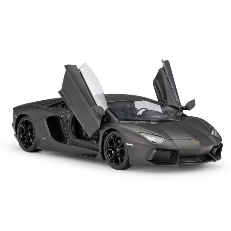 WELLY 1:24 Lamborghini Aventador LP700-4 coche de aleación modelo de coche deportivo Diecast cola coche ruedas juguetes para niños