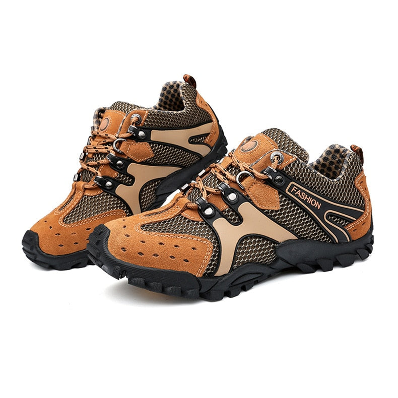2020/358 Outdoor hiking shoes wear-resistant walking shoes