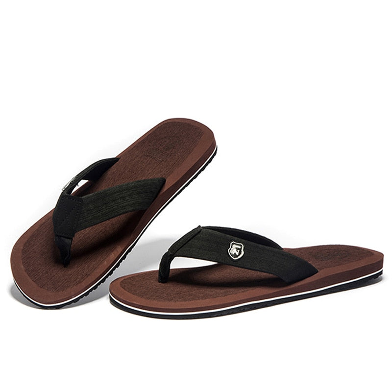 Neue Herren Flip Flops Sommer Strand Sandalen Hausschuhe für Herren Rutschfeste Slip-on Flats Schuhe Herren Plus Größe 48 49 50 Sandalen Pantufa