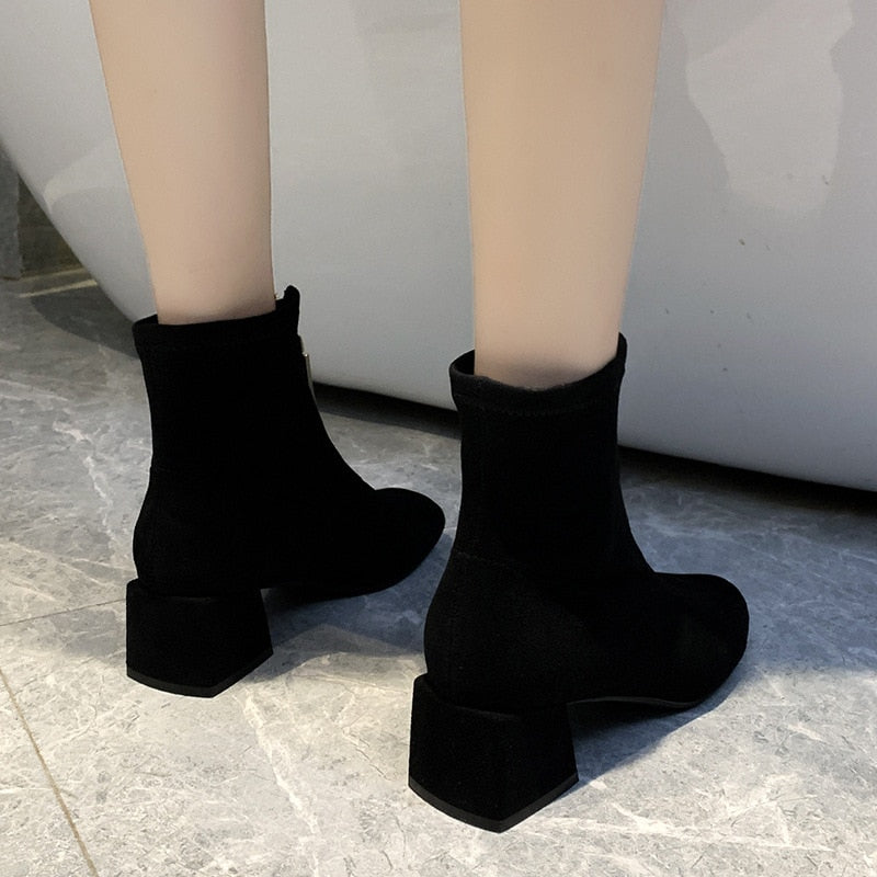2021 Autumnn Early Winter Shoes Women Boots Fashion Ladies High Heels Boots Women Ankle Boots Square Heel 6cm A1877