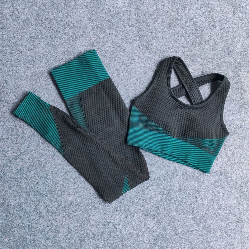 Nuevos trajes de Fitness, conjuntos de Yoga para mujer, conjuntos de 3 uds, camisa de manga larga, sujetador deportivo y mallas sin costuras, ropa de entrenamiento para correr, ropa de gimnasio