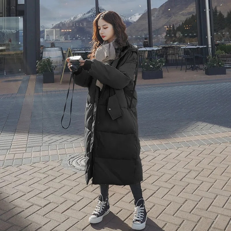 Abrigo de mujer 2022 nueva versión coreana suelta de longitud media con cremallera abajo chaqueta acolchada con capucha gruesa prendas de vestir de invierno tendencia femenina