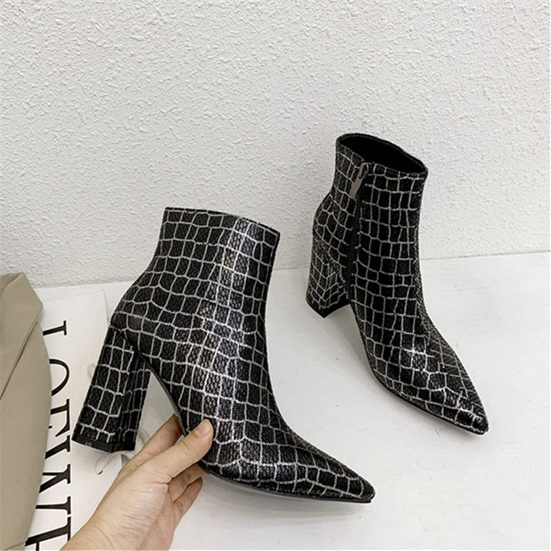 New Winter quality snake ankle boots for women pointed toe high heels boots simple zipper fashion shoes woman 2019 Spring 32-43