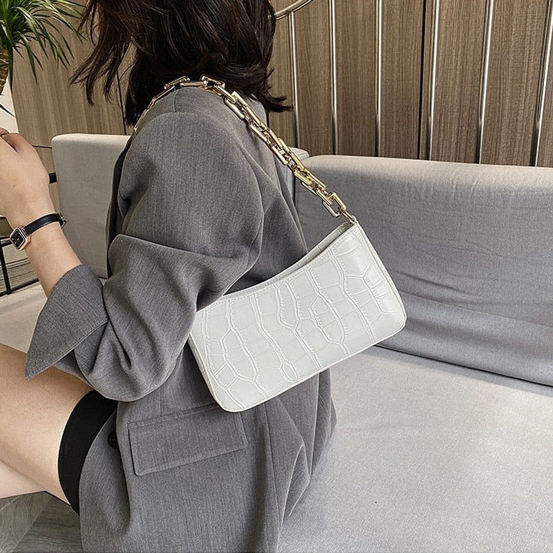 2022 Fashion Chain Shoulder Bag Luxury Handbags And Purses Designer Armpit Bags For Women Solid Stone Pattern Lady Hand Bag