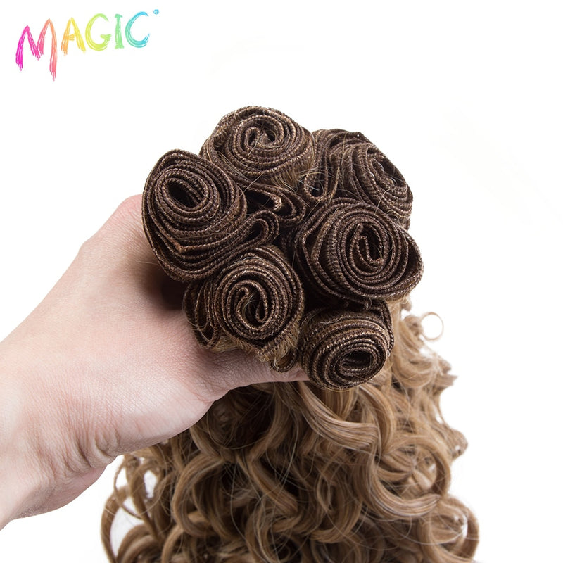 Magia Sintética 6 UNIDS 24 26 28 pulgadas Paquetes de Cabello Rizado Ombre Color Rubio Extensiones de Cabello Rizado Accesorios Para el Cabello Rizado