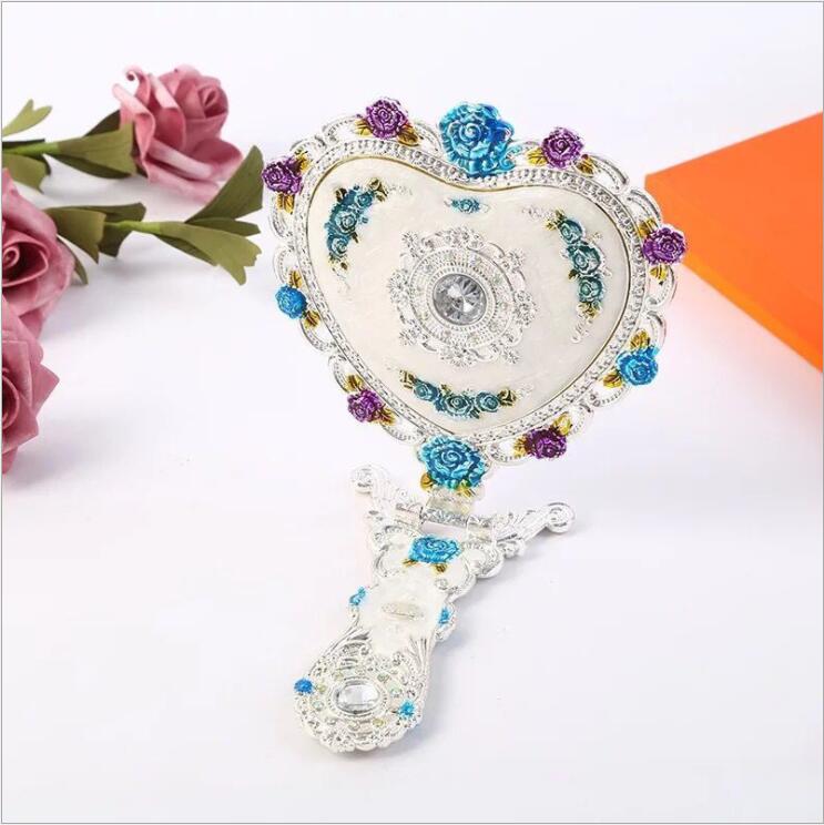 European Vintage Heart Shape Hand Mirror Makeup Mirror Frame Pocket Mirror Heart Mirror For Girl Gift  J034