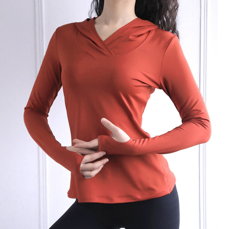 Camiseta de Yoga bifurcada en la espalda para mujer, camiseta de manga larga con agujero en el pulgar para correr, sudaderas deportivas transpirables de malla, Top de Fitness, blusa de entrenamiento de gimnasio
