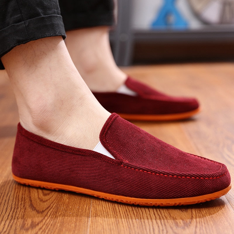 New Canvas Shoes for Men Breathable Footwear Men Casual Shoes Loafers Big Size Outdoor Walking Dring Shoes Red Men&