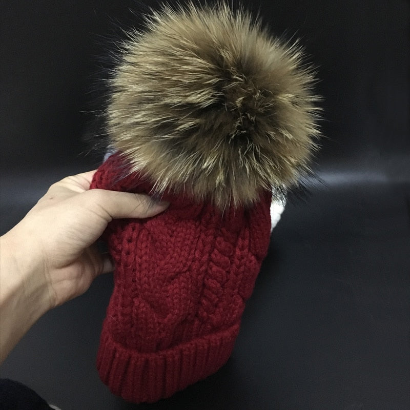 Gorros de mujer 2022, gorros interiores de lana de terciopelo, gorros de invierno para mujer, gorro con pompón de piel de mapache 100%, gorros con patrón torcido para mujer