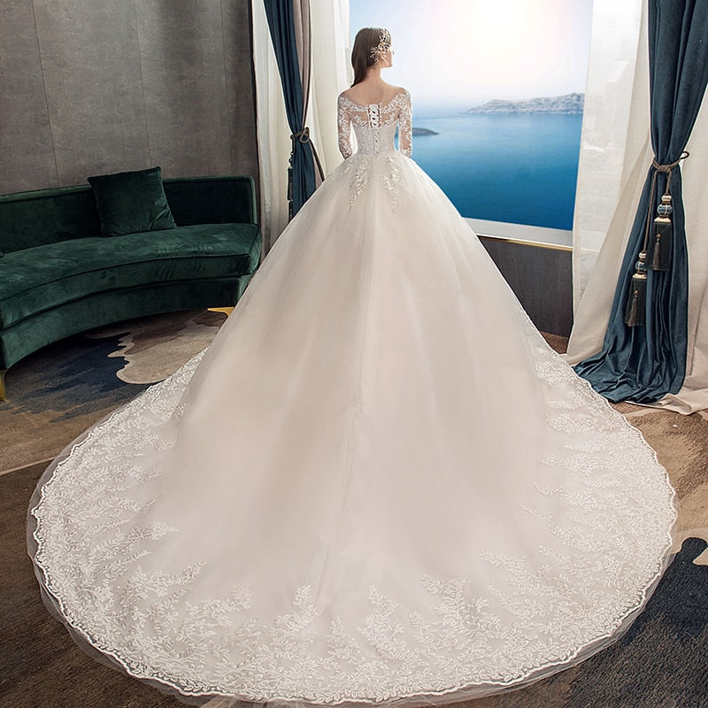 Neues romantisches süßes elegantes Luxus-langes Spitze-Prinzessin-Hochzeitskleid mit Ärmelapplikationen Promi-Braut-Kleid Vestidos De Noiva