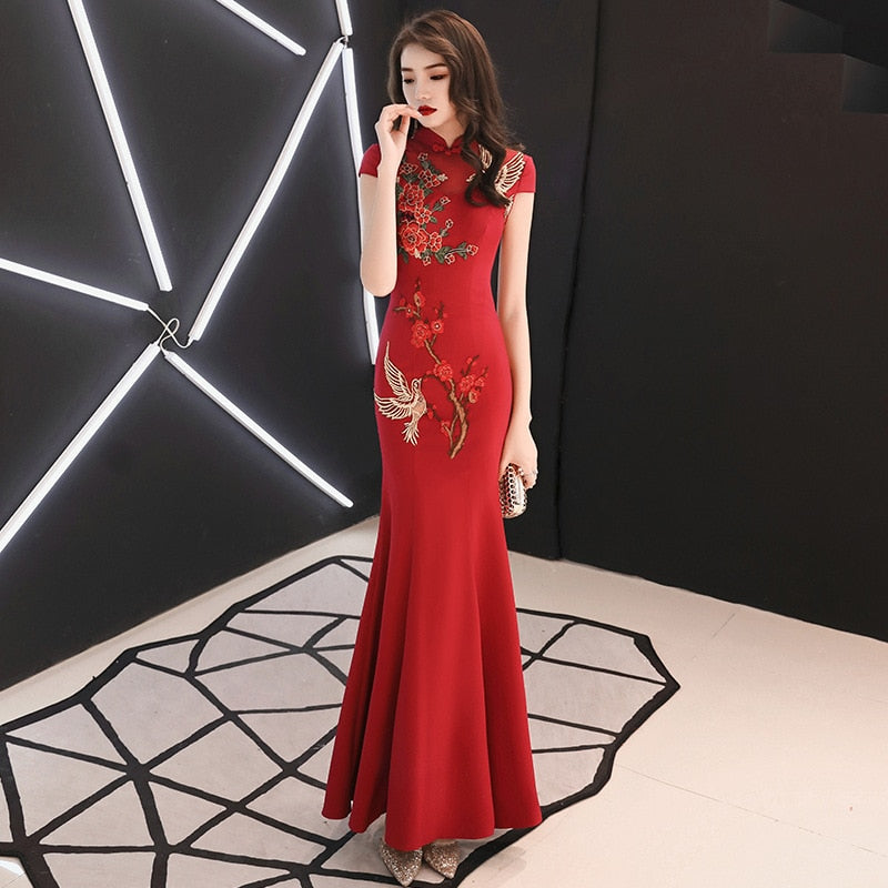 Embroidery Chinese Traditional Plus Size 3XL Vestidso Cheongsam Elegant Bride Wedding Party Dress Mermaid Sexy Long Qipao S-180