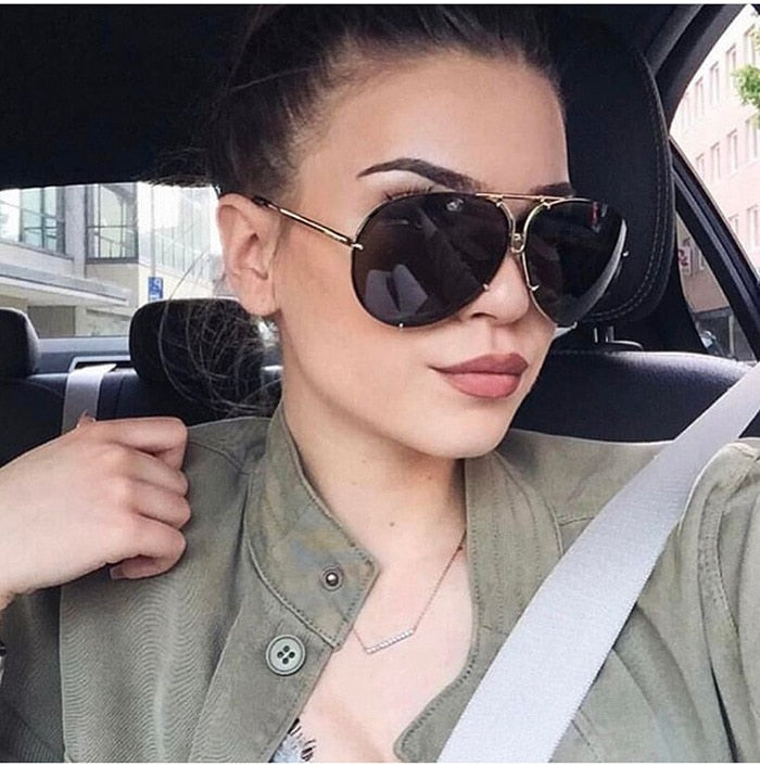 New Pilot Sunglasses Women Oversized Luxury Clear blue Sun Glasses For Female Cool Mirror Vintage Lady Gradient Shades UV400