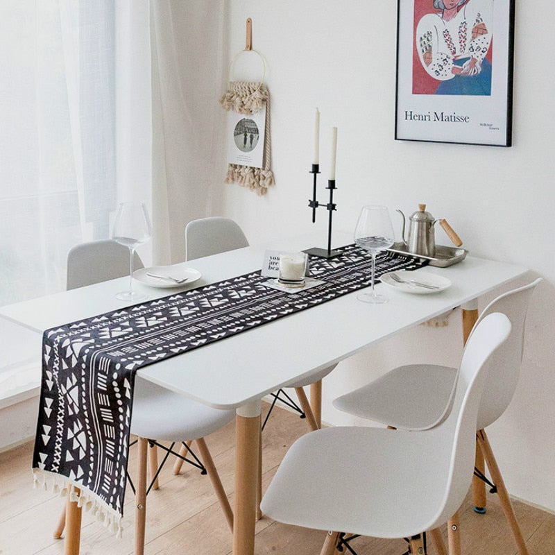 DUNXDECO Table Runner Party Desk Decor Hot Insulation Modern Bohemia White Black Geometric Chenille Soft Waterproof Fabric Mat