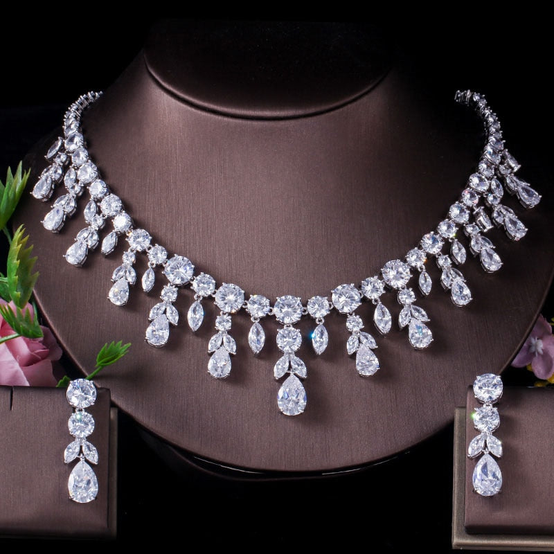 ThreeGraces Luxury Green CZ Stone Earrings Necklace Set Brilliant Big Long Drop Wedding Bridal Dress Jewelry Set for Women JS256