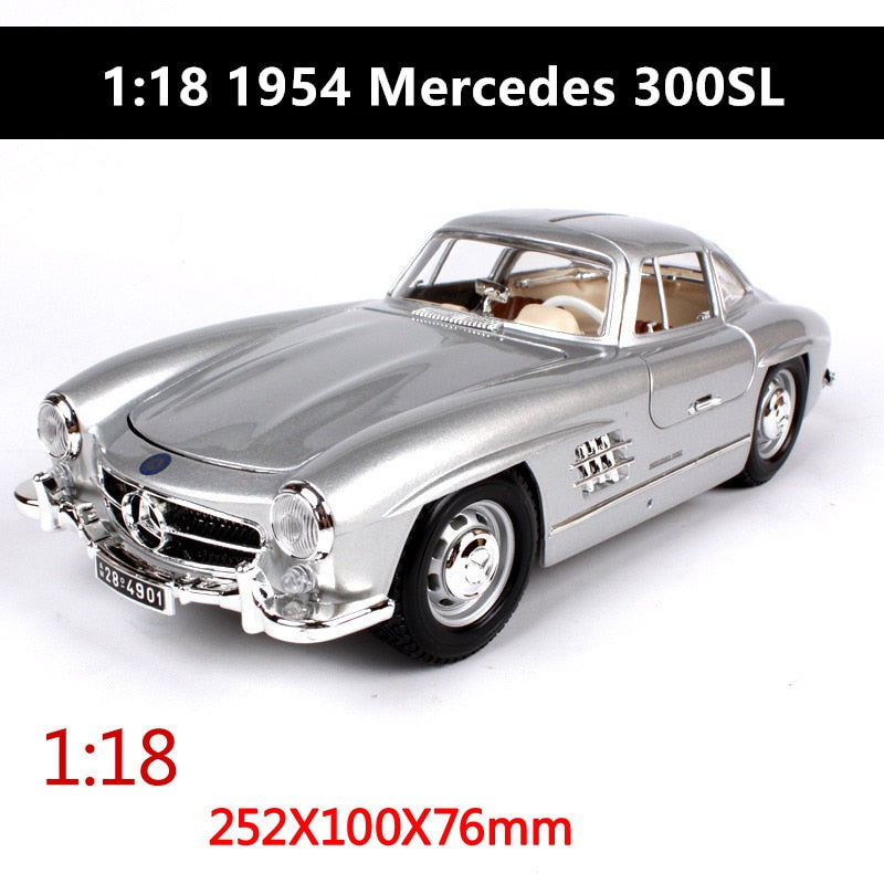 Bburago 1:18 Jaguar E-type Coupe classic car Alloy Retro Car Model Classic Car Model Car Decoration Collection gift