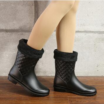 2022 Fashion Rubber Warm Shoes New Plaid Casual Rubber Shoes Ladies Rain Boots Water Shoes in the Tube Women's Adult Rain Boots