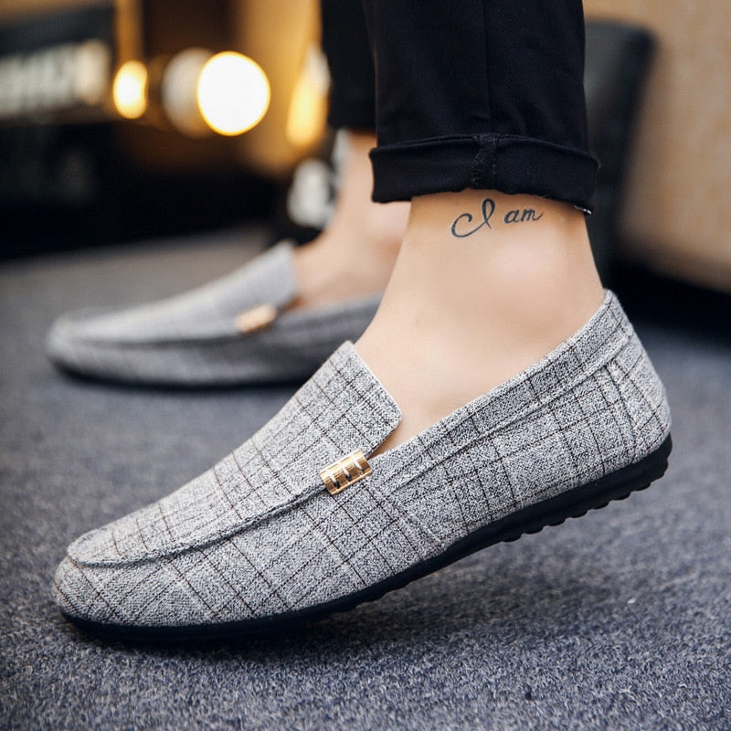 ZYYZYM Men Casual Shoes 2021 Spring Summer Men Loafers New Slip On Light Canvas Youth Men Shoes Breathable Fashion Flat Footwear