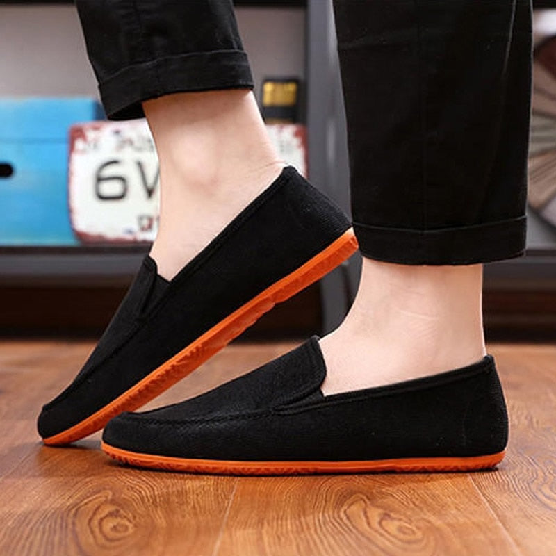 New Canvas Shoes for Men Breathable Footwear Men Casual Shoes Loafers Big Size Outdoor Walking Dring Shoes Red Men&