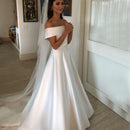 Einfache A-Linie Brautkleider Satin schulterfrei Hochzeit Brautkleider Sweep Zug Freizeitkleider Reißverschluss mit Knöpfen hinten