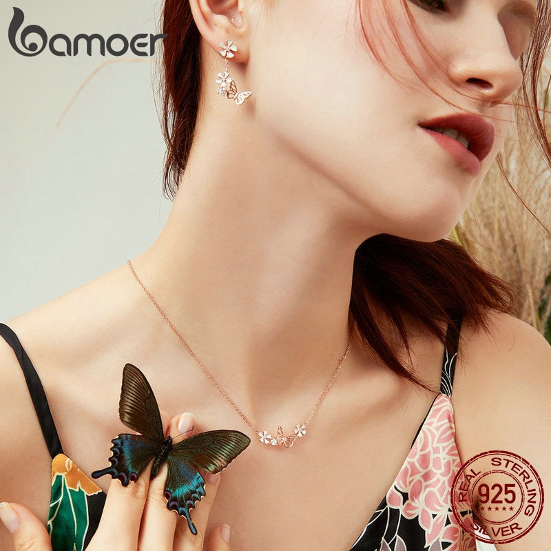 BAMOER 925 Collar de mariposa y flor de plata esterlina Collar de gargantilla corto floral esmaltado Joyería de estilo coreano de plata BSN053