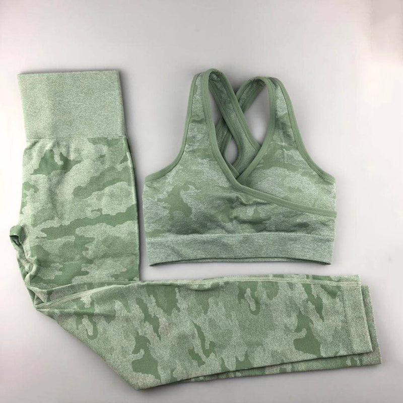 Conjunto de Yoga sin costuras de camuflaje, ropa de Fitness para mujer, mallas de Yoga con botín + Sujetador deportivo de alto impacto, 2 uds, trajes deportivos, chándal de gimnasio para mujer