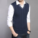 2020 Sweater Men Fashion Sleeveless Knitted Vest Male V-Neck Pullover Male Jacket Slim Solid Casual Mens Woolen Sweaters Vest