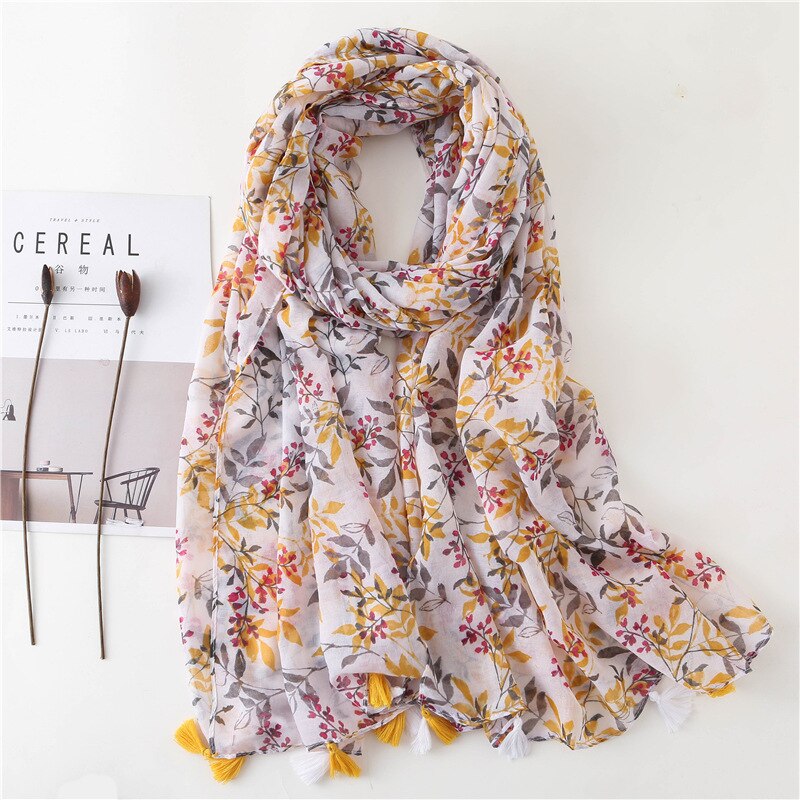 2020 fashion spring summer geometry printing cotton scarf with tassel fashion wraps shawls sunscreen beach hijabs wholesale