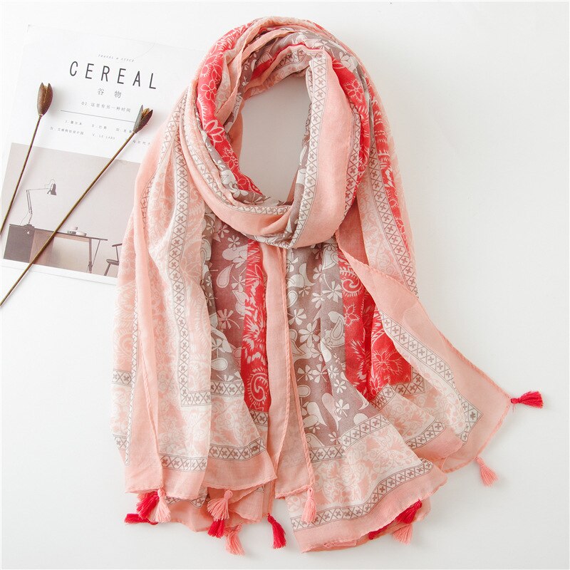 2020 fashion spring summer geometry printing cotton scarf with tassel fashion wraps shawls sunscreen beach hijabs wholesale