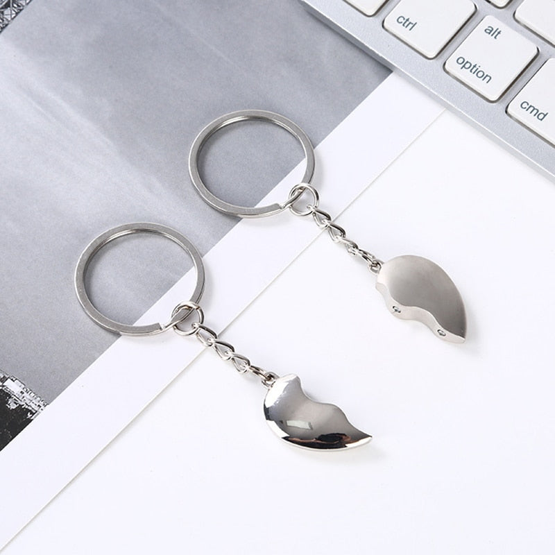 1Pair Couple Keychain Key Silver Color Korea Romantic Lover Love Key Heart Shape Magnet Keychain Souvenirs Valentine&