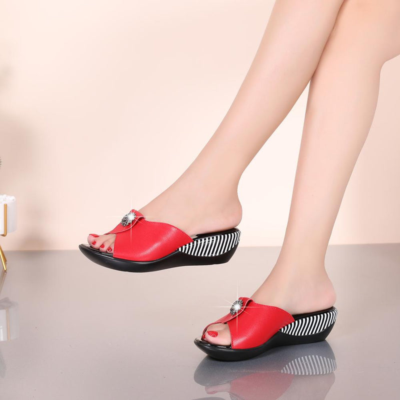 GKTINOO 2022, chanclas de plataforma de verano, zapatos de playa a la moda para mujer, sandalias antideslizantes de cuero genuino, zapatillas para mujer, zapatos