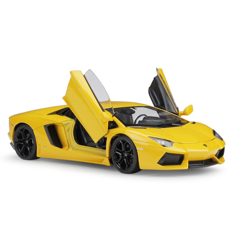 WELLY 1:24 Lamborghini Aventador LP700-4  Car Alloy Sports Car Model Diecast  Tail Car Wheels Toys For Children