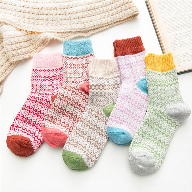 HSS Brand 5 Pairs High Quality Women Winter Socks Vintage Patchwork Rabbit Wool Sock Thicken Warm Thermal Cotton Socks