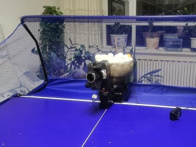 Suz Tischtennis-Roboter Ping-Pong-Ball-Maschine S102 Drahtlose ferngesteuerte automatische Tischtennis-Maschine für das Training mit 40 mm