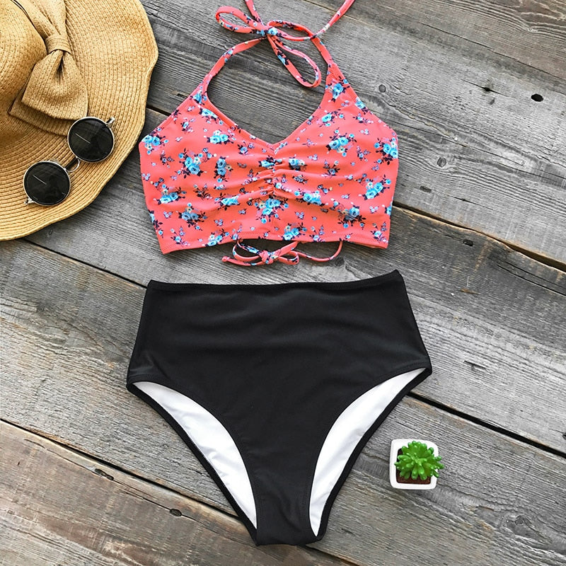 CUPSHE, conjunto de Bikini sin mangas con estampado de flores, traje de baño de dos piezas a rayas de talle alto con cordones para mujer, novedad de 2022 en la playa, trajes de baño fruncidos