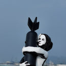 Bomb Hugger Banksy Sculpture Bomb Girl Street Art Resin Statue Creative Home Decor Modern Figurines  Simple Packing