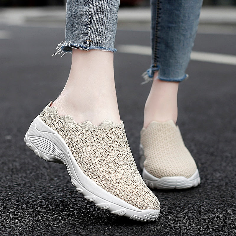 STRONGSHEN Women Shoes Fashion Breathable Walk Mesh Flat Shoes Lady Sneakers Women Tenis Feminino Shoes Lady Mesh Summer Shoes