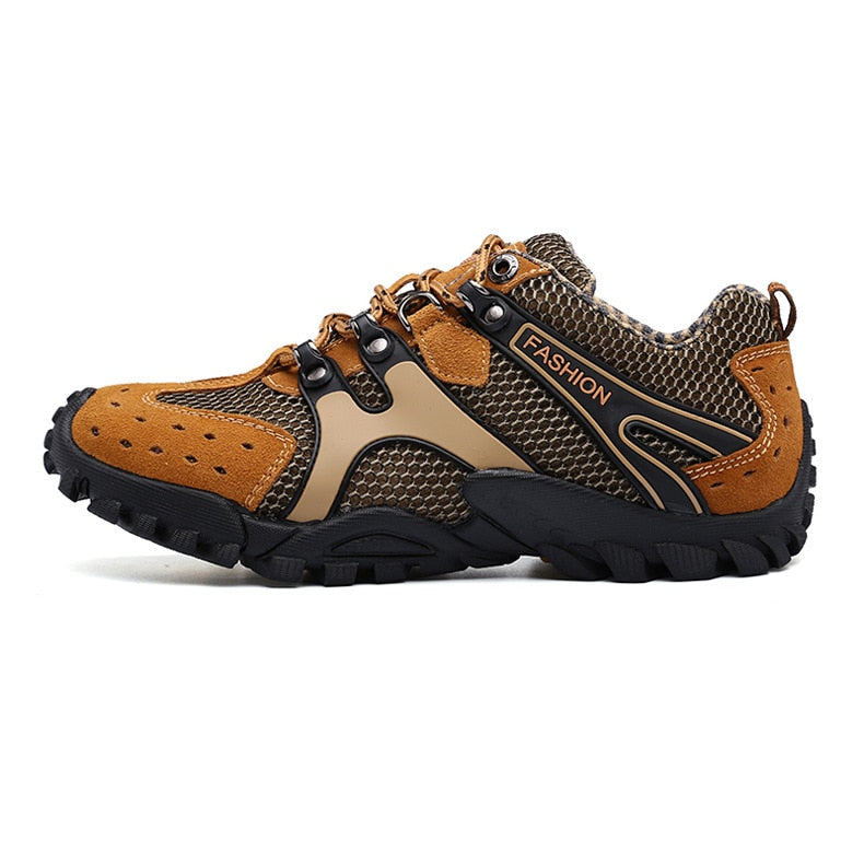 2020/358 Outdoor hiking shoes wear-resistant walking shoes